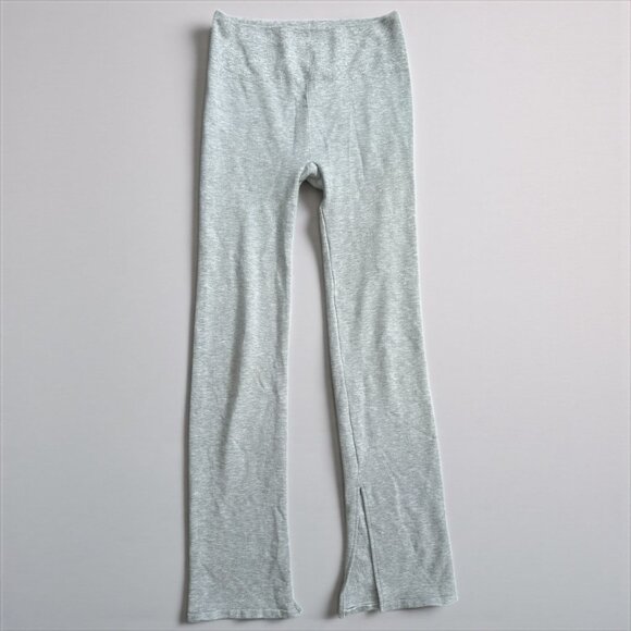 FABLETICS Gray Straight Leg Sweatpants Size Medium - Picture 1 of 6